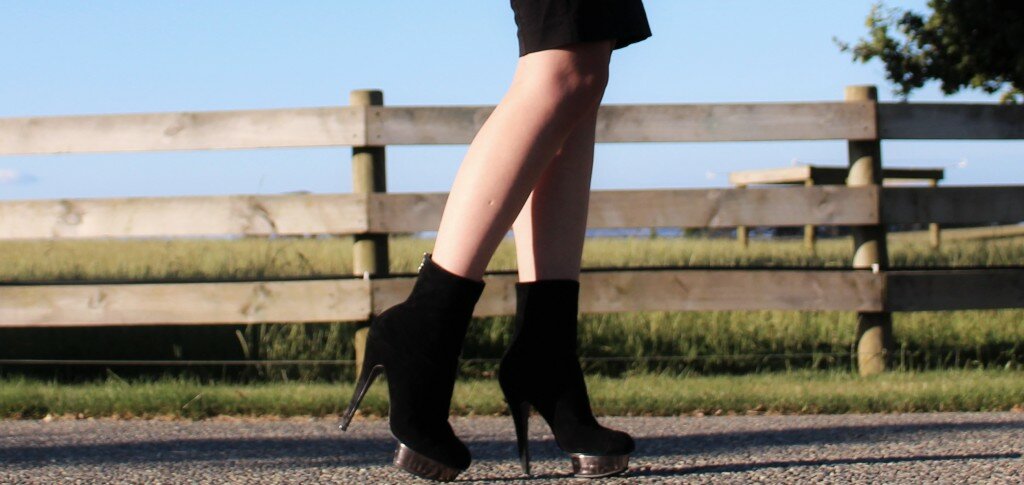 styling ankle boots