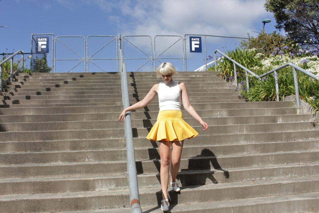 blonde blogger/ cheerleader